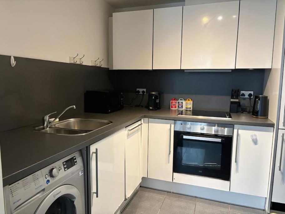 Luxury Apartment In The Heart Of Birmingham City! 외부 사진